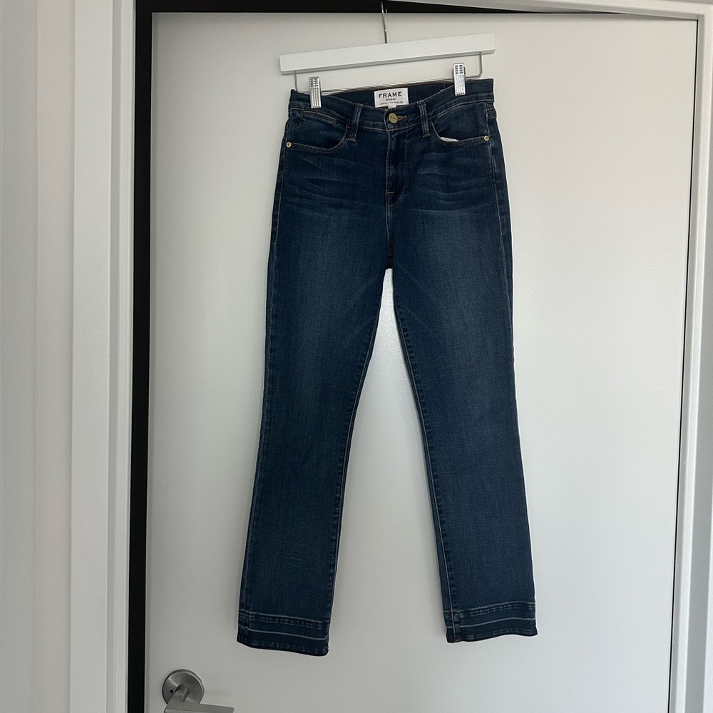 Frame Denim Le High Straight in Thrasher - Picture 5 of 9